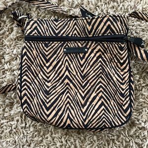 Vera Bradley crossbody purse EUC measures  8 x 8